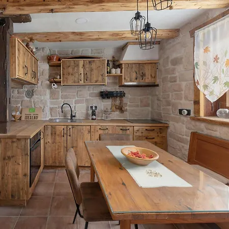Apartma Etno Izba Straza